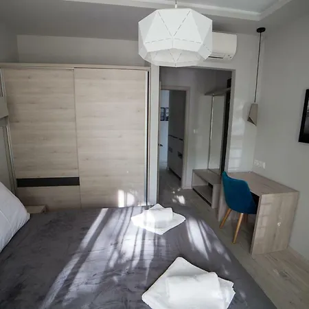 Mango 2 Apartmán Balatongyörök