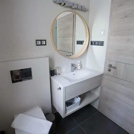 Mango 2 * Balatongyörök